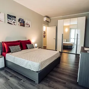 Residenza Vigliani , Milano Italia